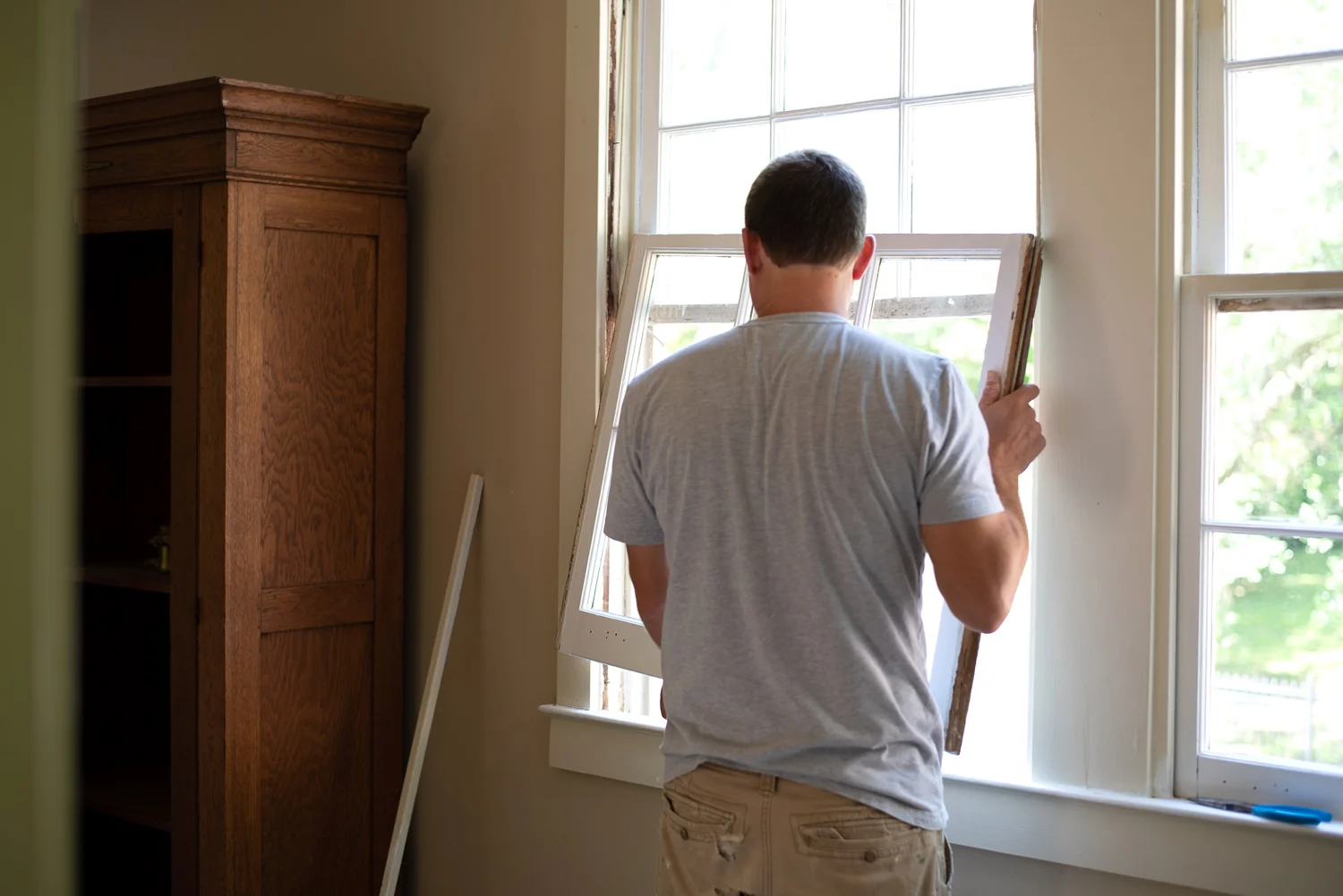 Sash_removal_for_weatherstripping.jpg