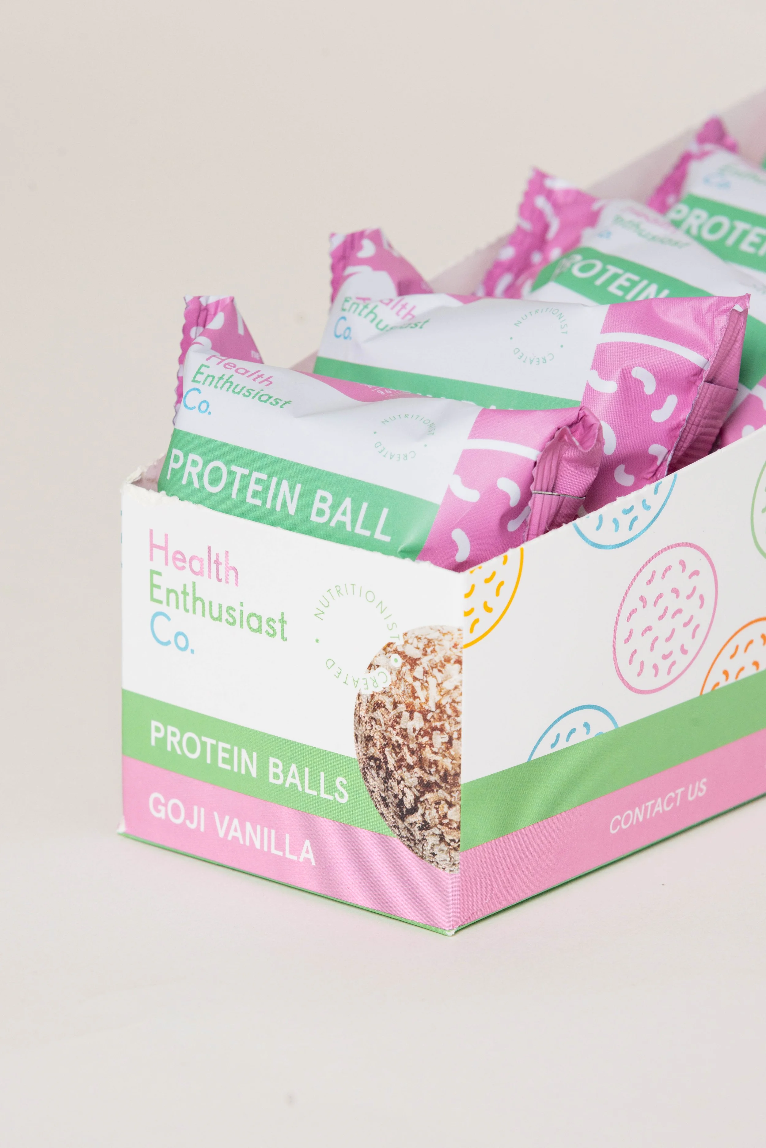 CartonBoxes_WithBalls_38.jpg