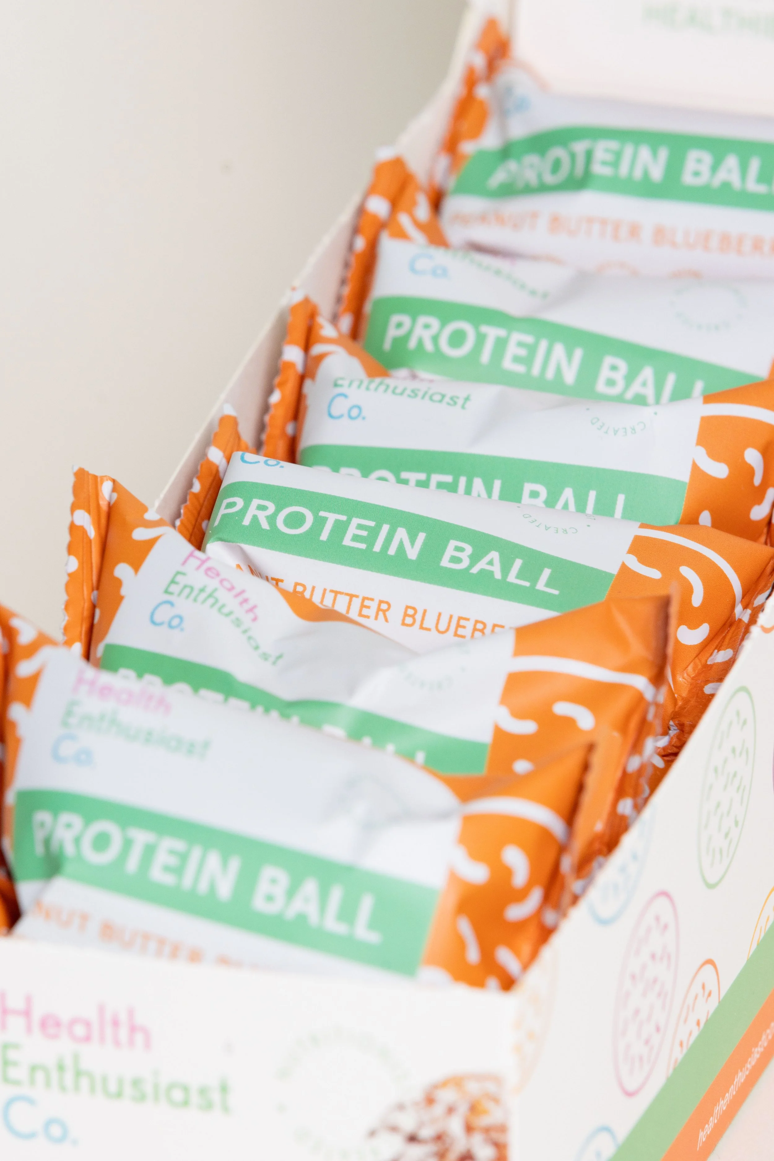 CartonBoxes_WithBalls_26.jpg