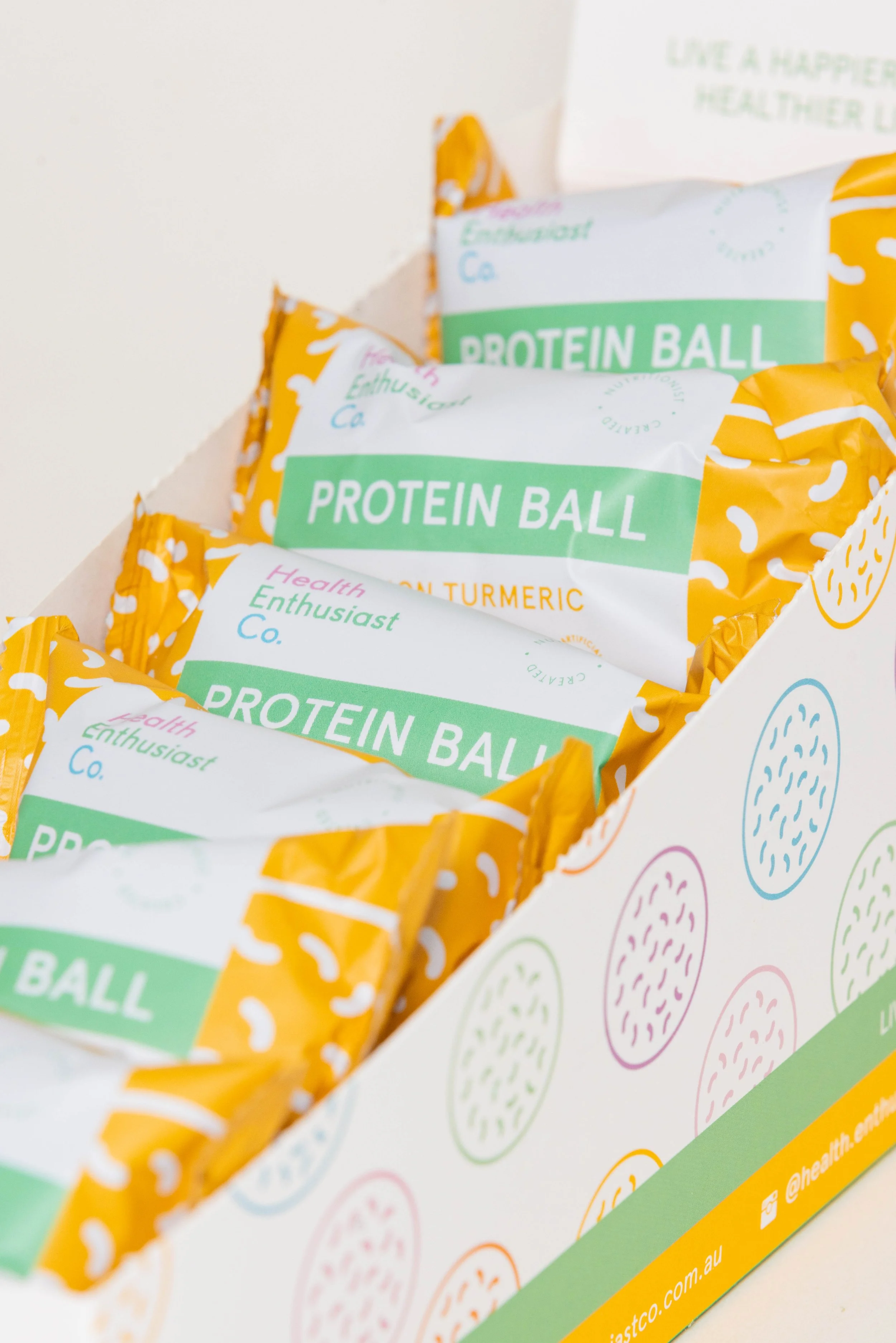 CartonBoxes_WithBalls_44.jpg