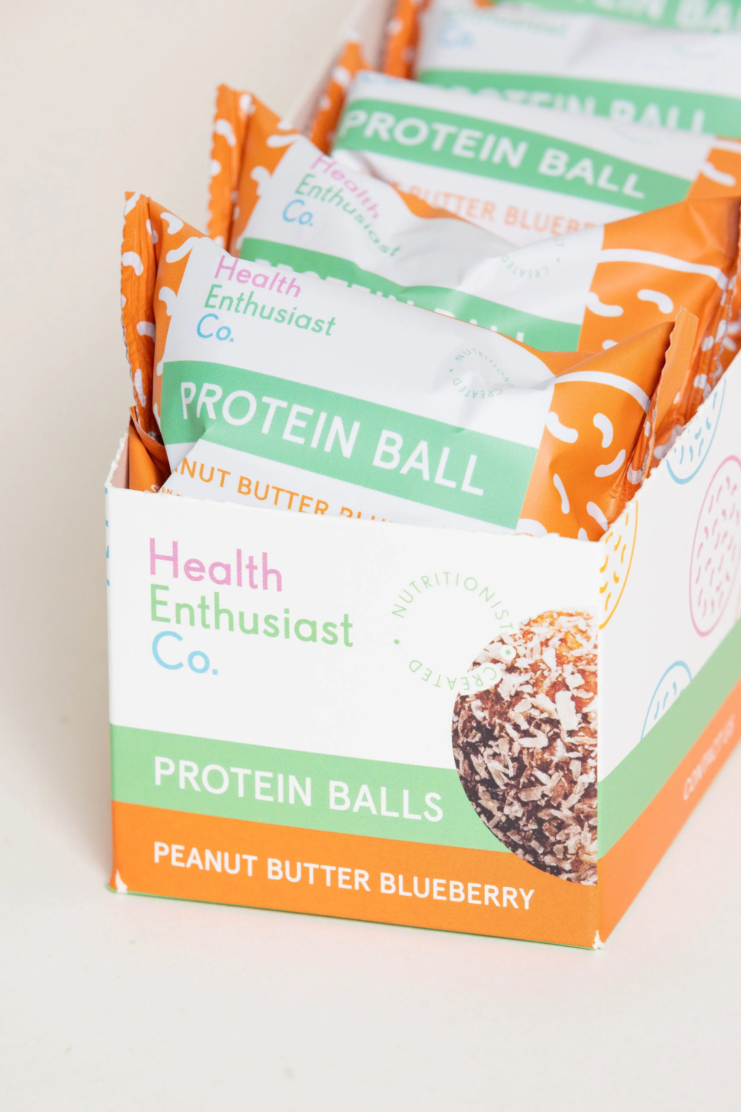 CartonBoxes_WithBalls_27.jpg