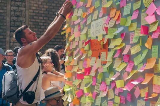 [스페인]상처받은 바르셀로나에서