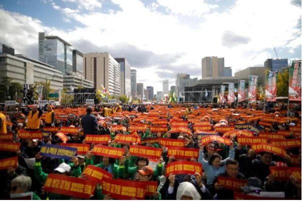 Driven to Resistance: Taxi Driver Suicides in Korea and the US