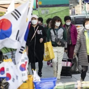 [요약번역]남한과 북한의 코로나19 대응