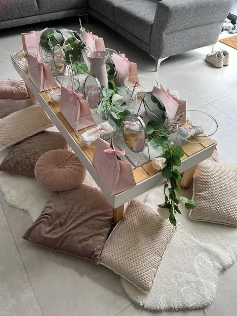 PAMPER 1.jpg