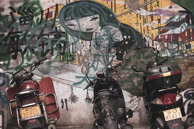 #graffitiart #streetviews #alley #streetart #graffiti_art #graffiti #explore #arteveryday #photooftheday #photopassion #takephotoseveryday #gooutandshoot #goexplore