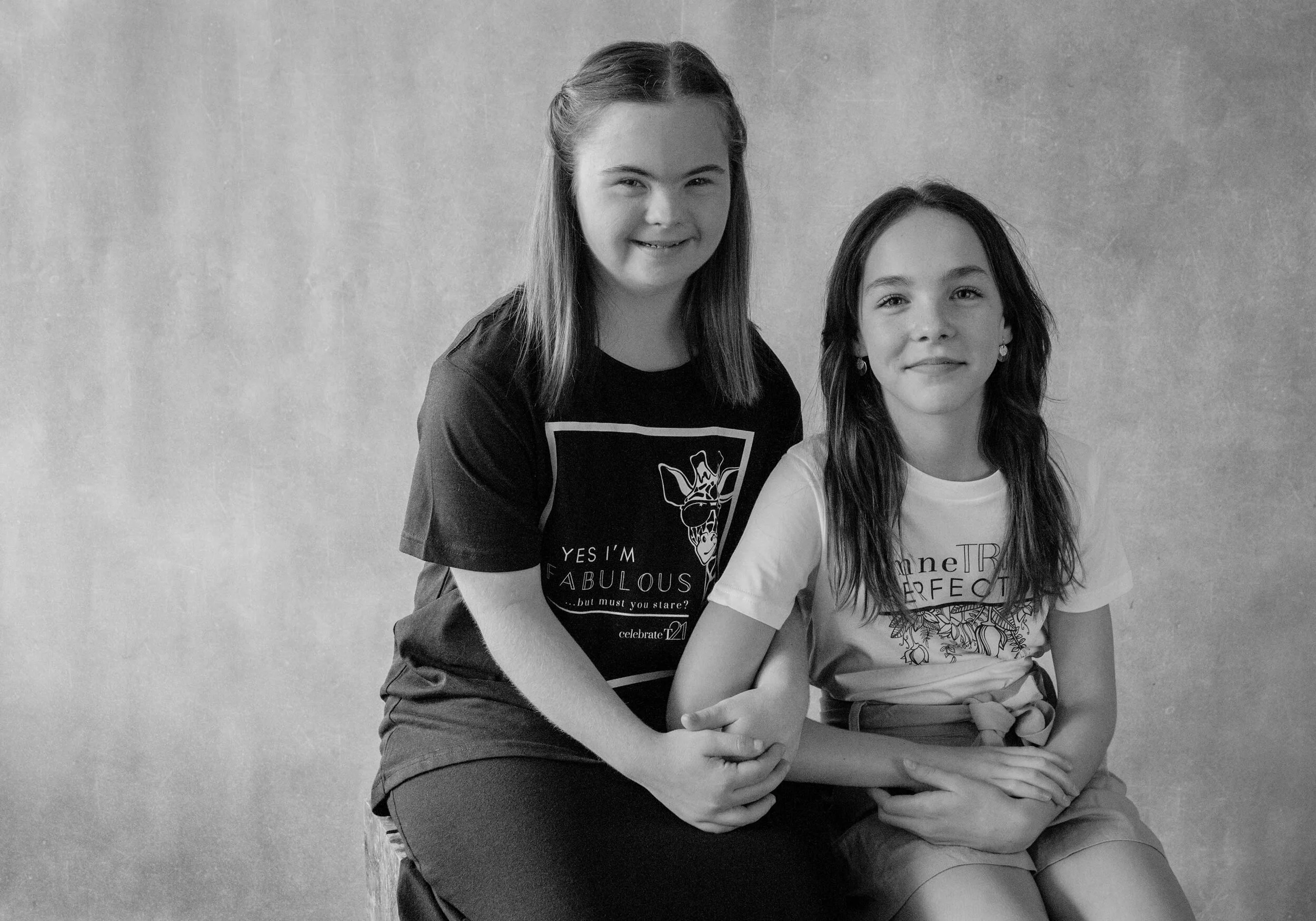 Sienna and her sister Indy