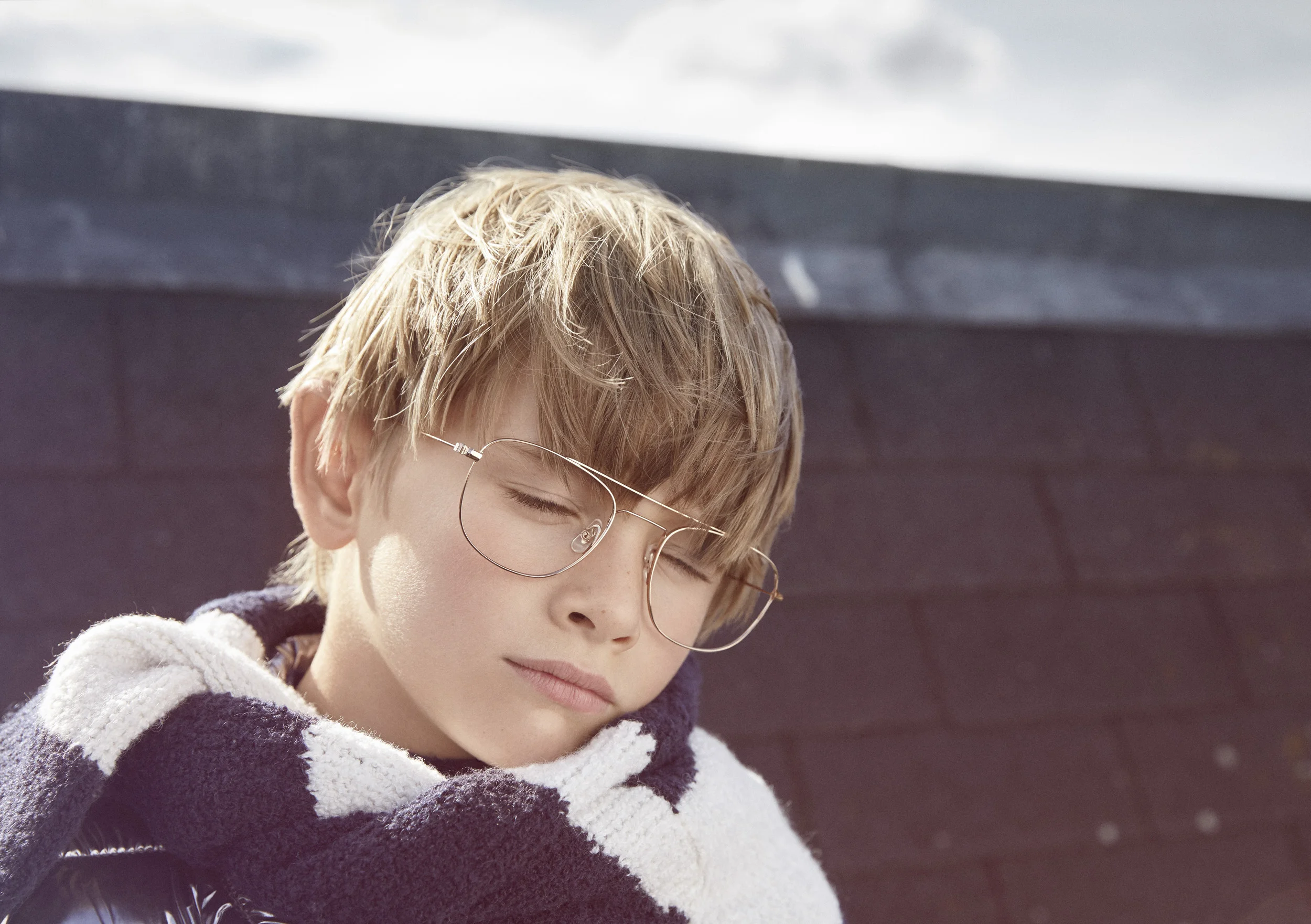 LENNY West THE ANIMALS OBSERVATORY Long sleeve shirt ZARA Trousers SOMEDAY SOON HOLLY Jacket FINGER IN TEH NOSE Dress I DIG DEMIN via nordkinder.de