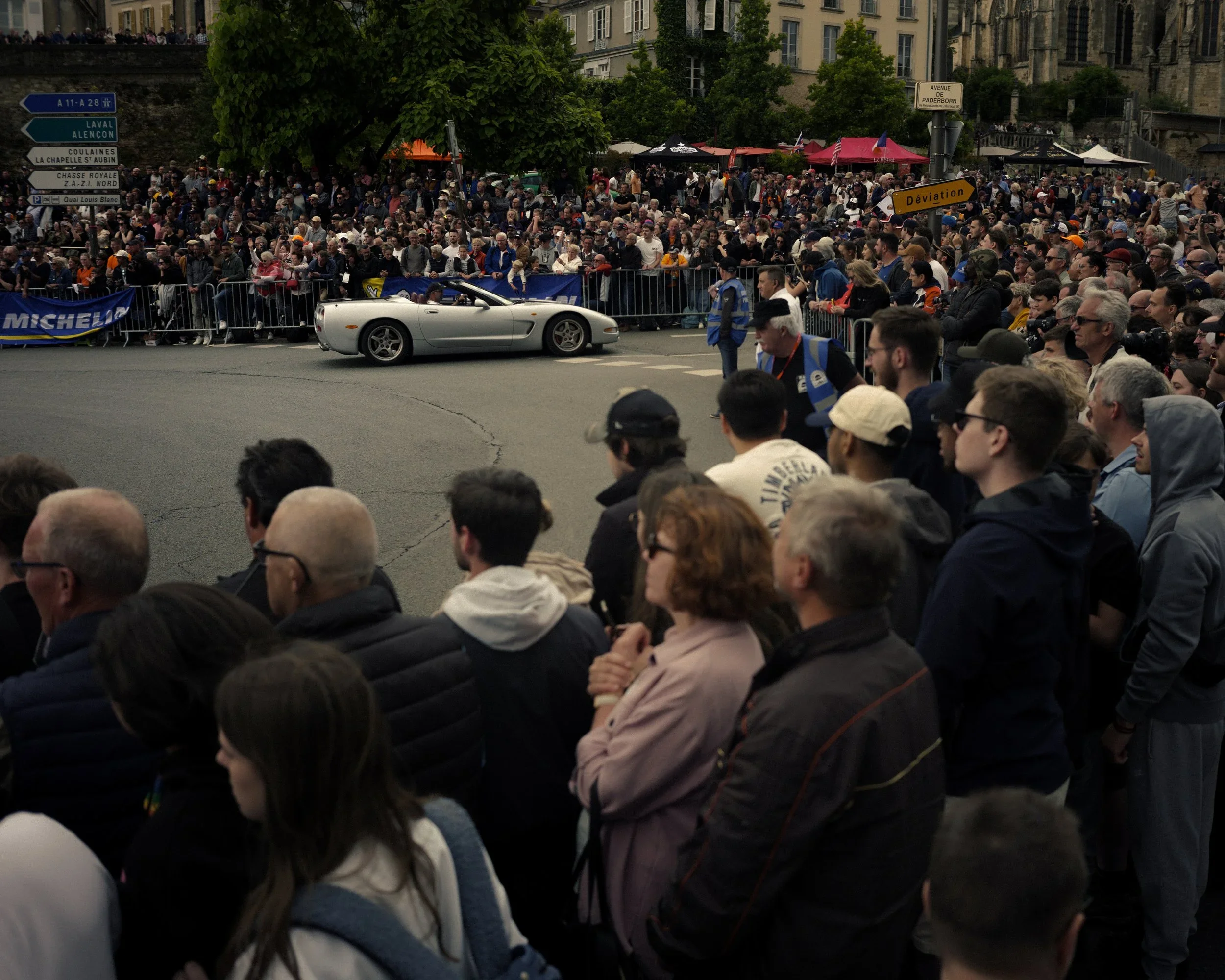 CrowdPleaser_Corvette.webp