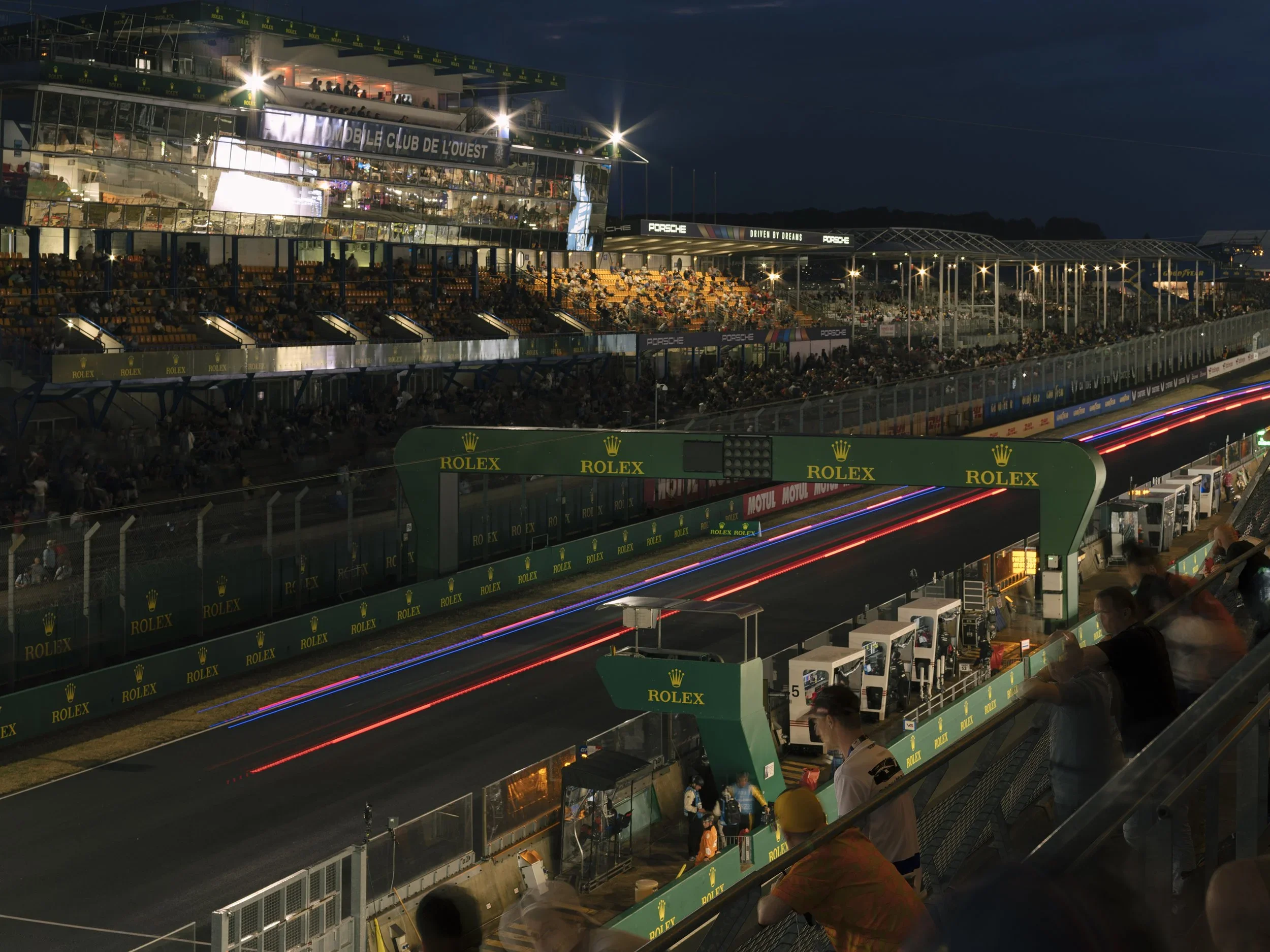 LeMans_EveningStraight.webp