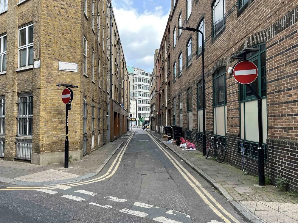 LHJ_locationlibrary_London4.jpg