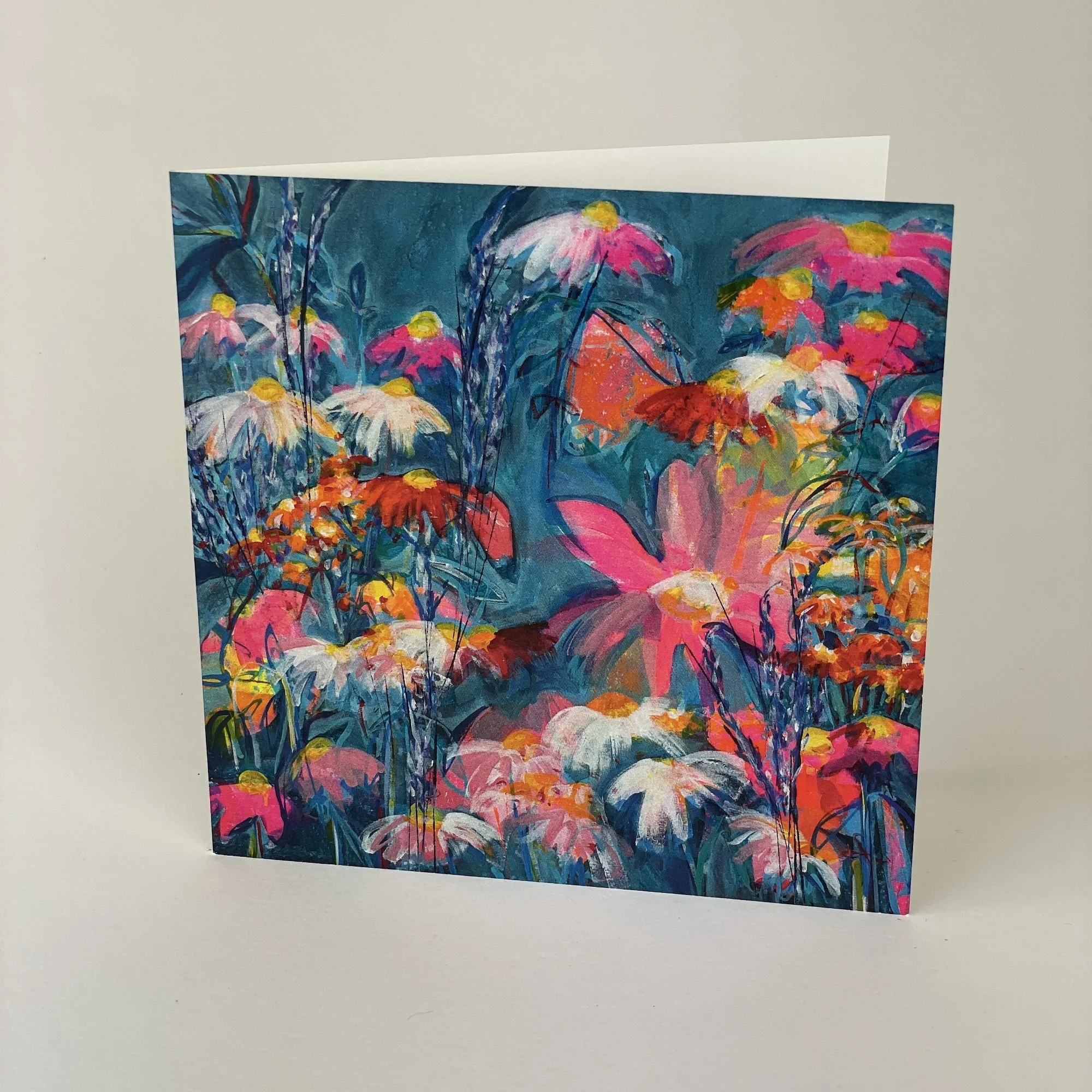 Modern floral greeting card gift with bold abstract flowers, perfect for art lovers and design enthusiasts