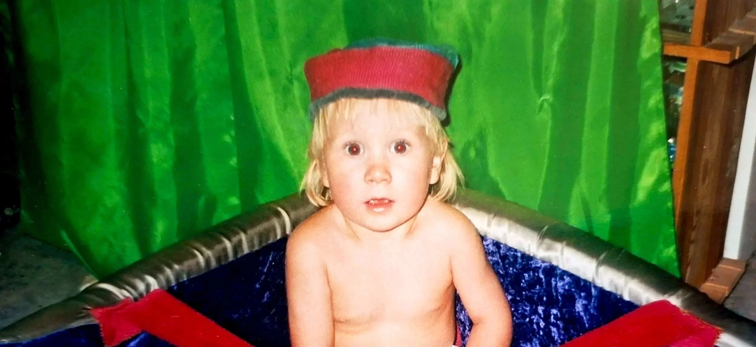 Clarissa Laura Davit, performing the "soft corner", das "weiche Eck"