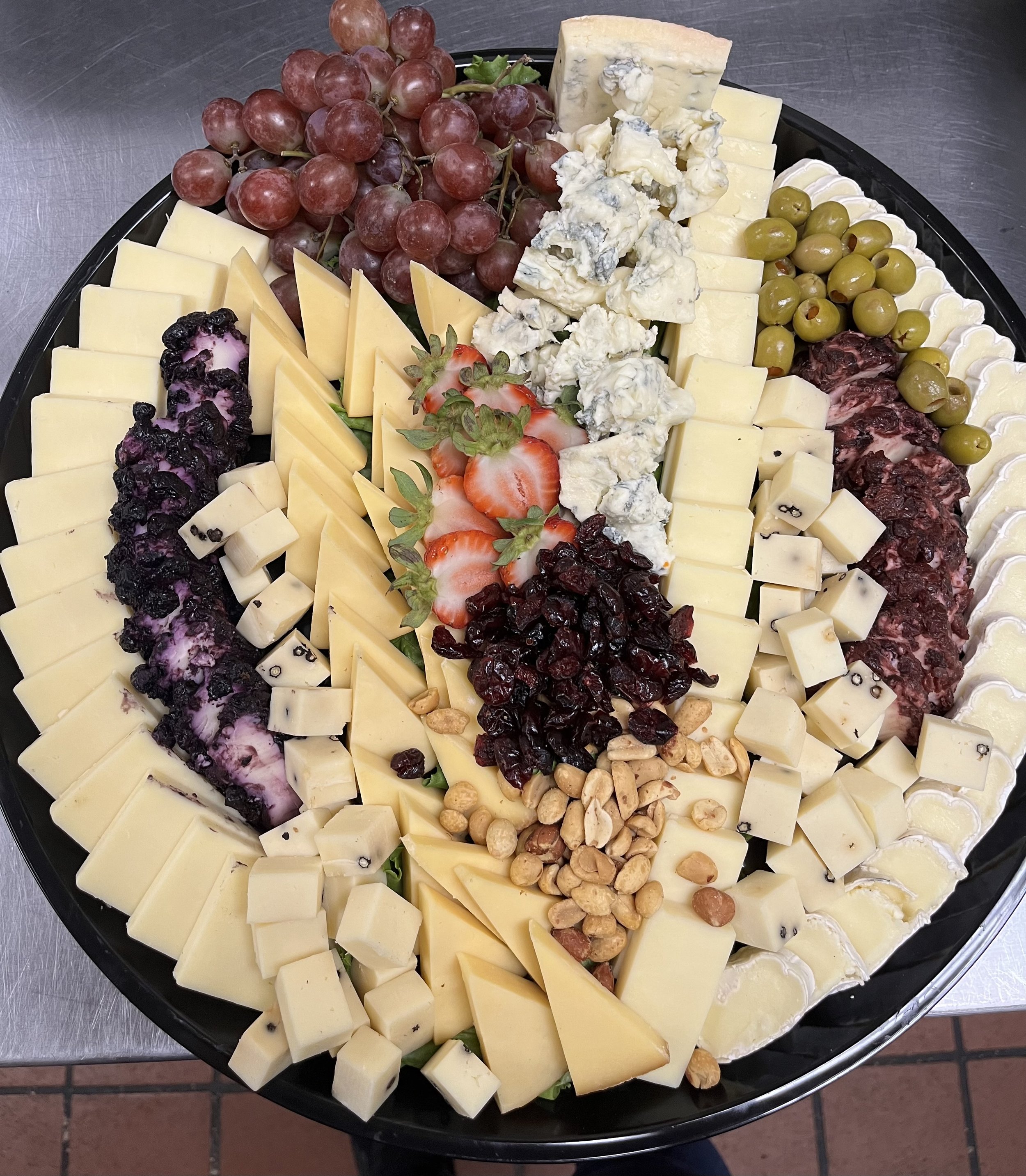  Artisan cheese platter 