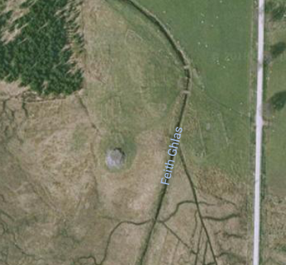 Dunmaglass cairn & outlines