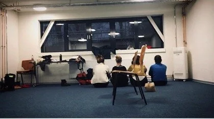 IM-PORTS I EX-PORTS 

Erste Proben in Hamburg / Premi&egrave;res r&eacute;p&eacute;titions &agrave; Lom&eacute;!

#performance #hafenhamburg #dekolonial #hamburg #lom&eacute; #port #enligne #importexport