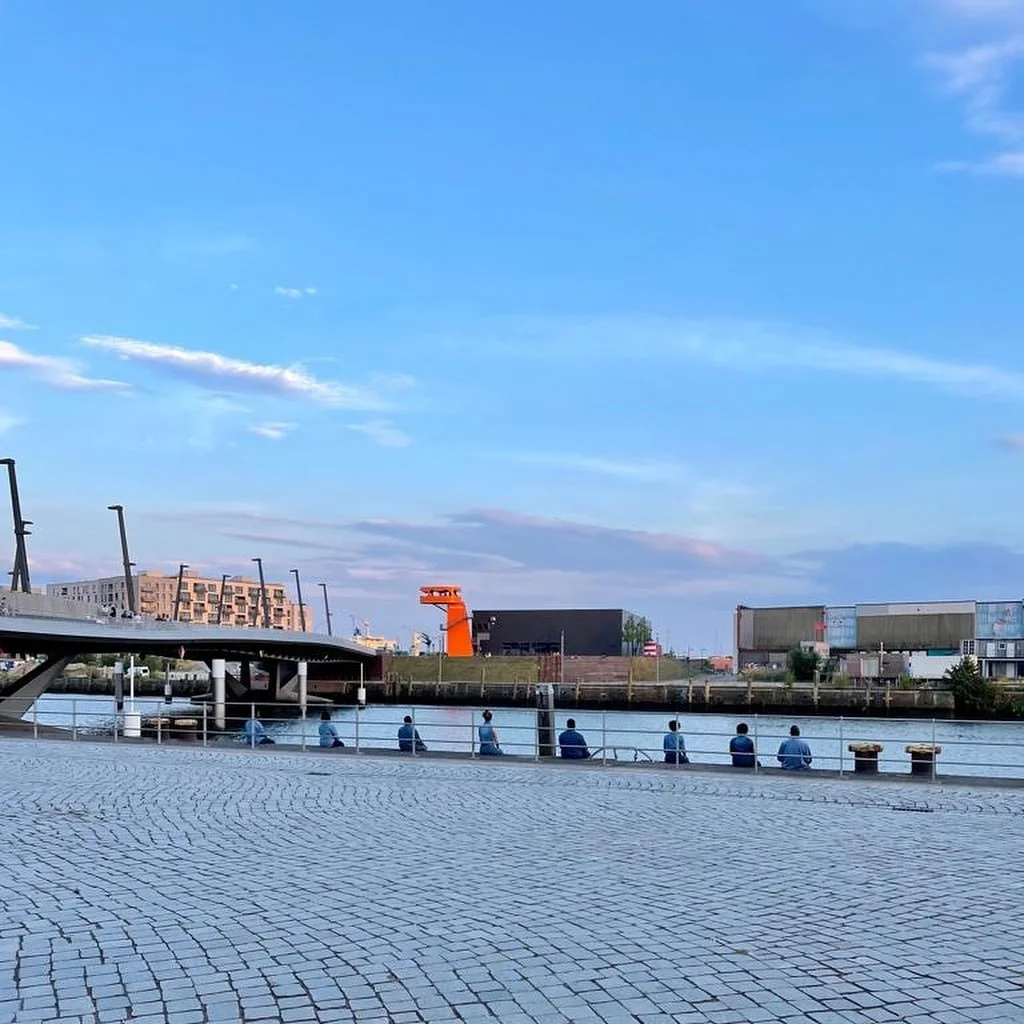 La derni&egrave;re de PORT &agrave; PORT - aujourd&rsquo;hui !

What a journey!

#derni&egrave;re #publicspace #hafenhamburg #portdelom&eacute; #performing #performingarts #devisedtheatre #kampnagel #internationalessommerfestivalkampnagel