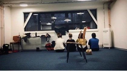 IM-PORTS I EX-PORTS 

Erste Proben in Hamburg / Premi&egrave;res r&eacute;p&eacute;titions &agrave; Lom&eacute;!

#performance #hafenhamburg #hamburg #lom&eacute; #port #enligne #importexport