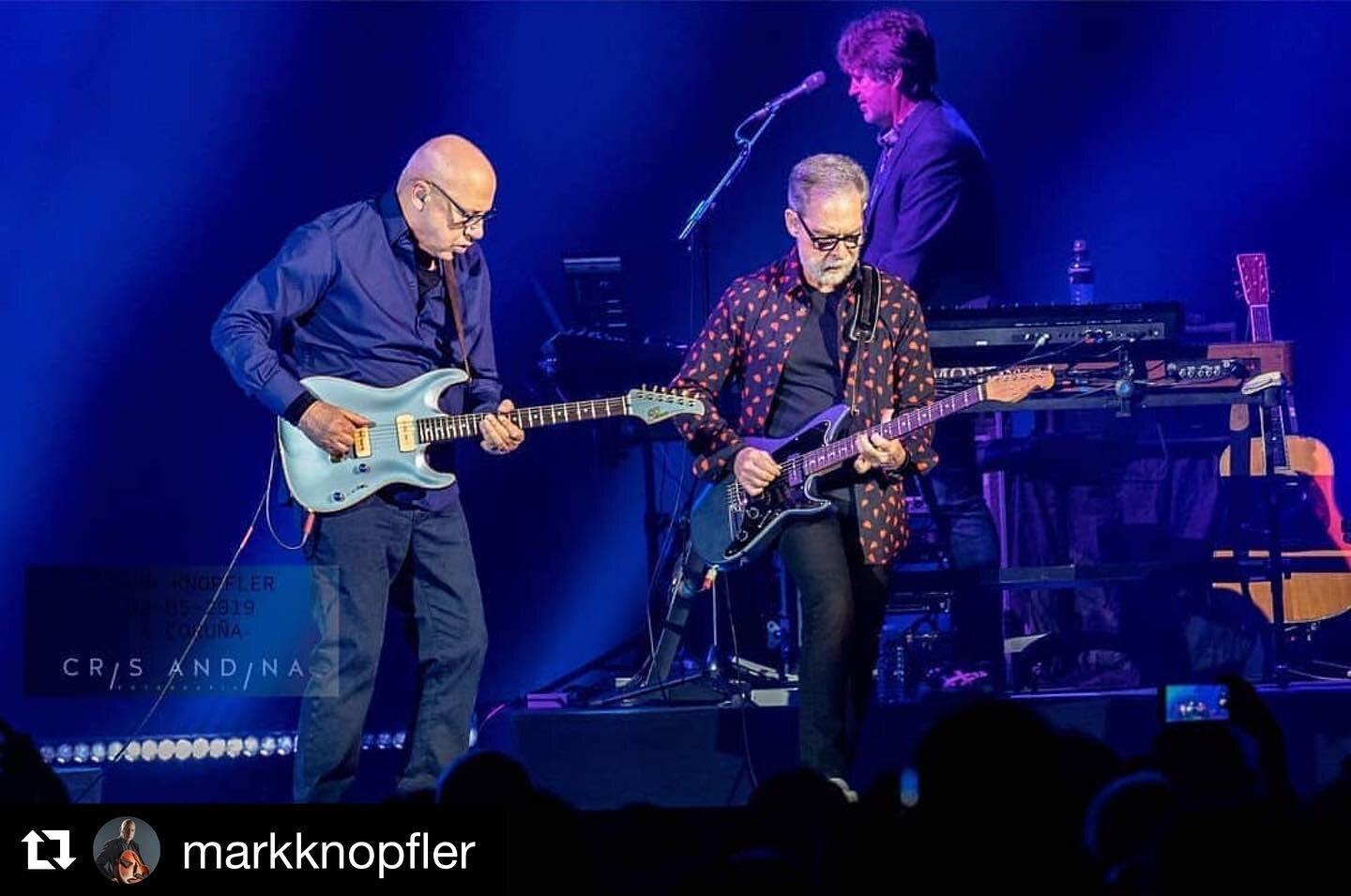 #Repost @markknopfler
A great shot of Mark performing alongside bandmate Richard Bennett at a recent show in Coruna, Spain.
Photo Ⓒ @CrisAndina