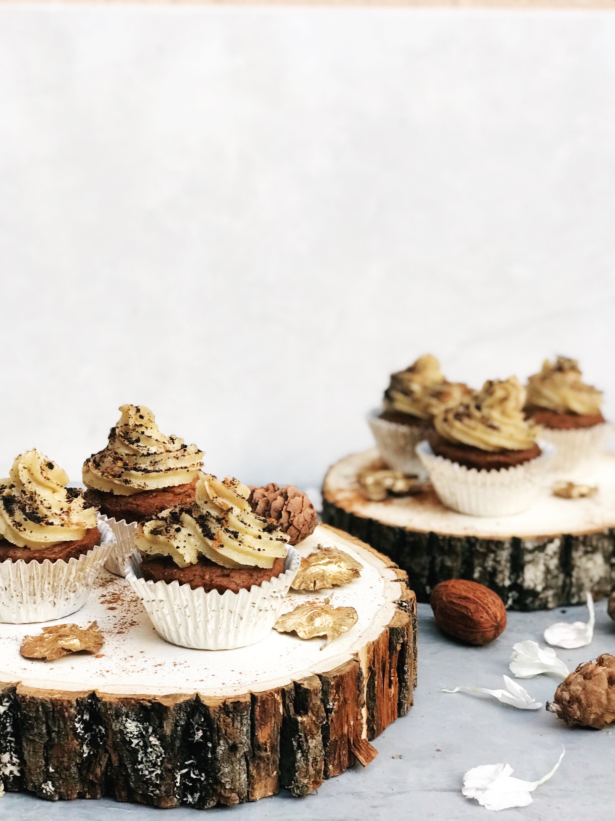 Pumpkin Spice Cupcakes With Cream Cheese Frosting 