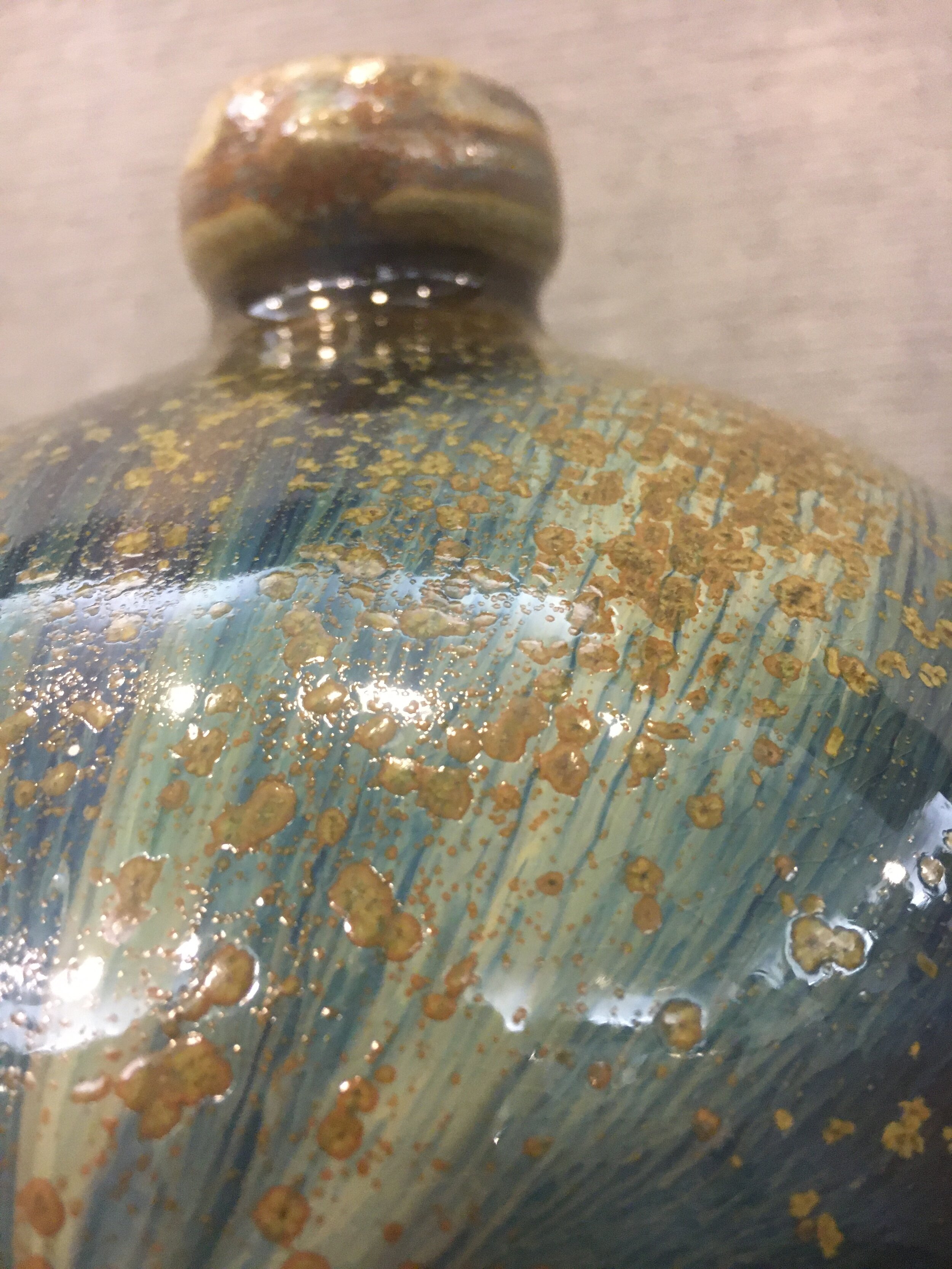 Brown Vase - Detail 2 - Michael Schael