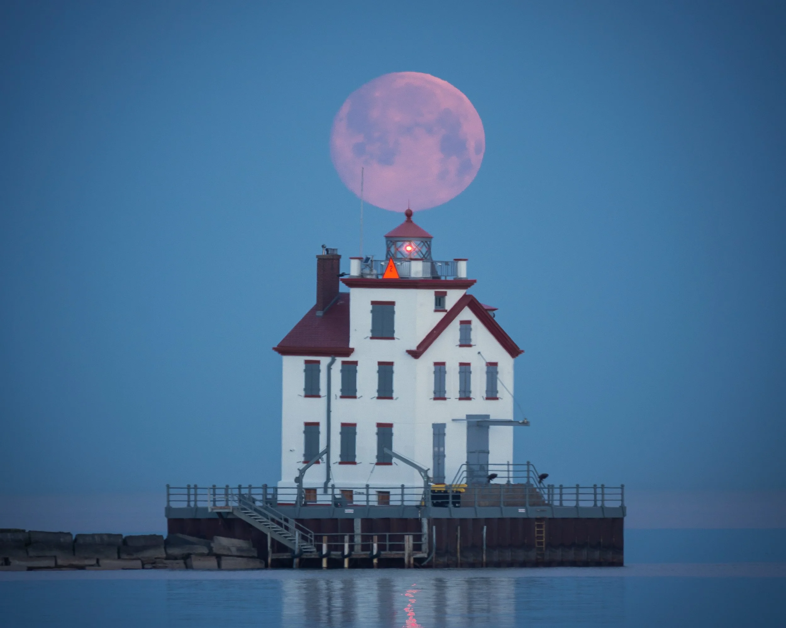 Lorain moon 5x4 redux.jpg