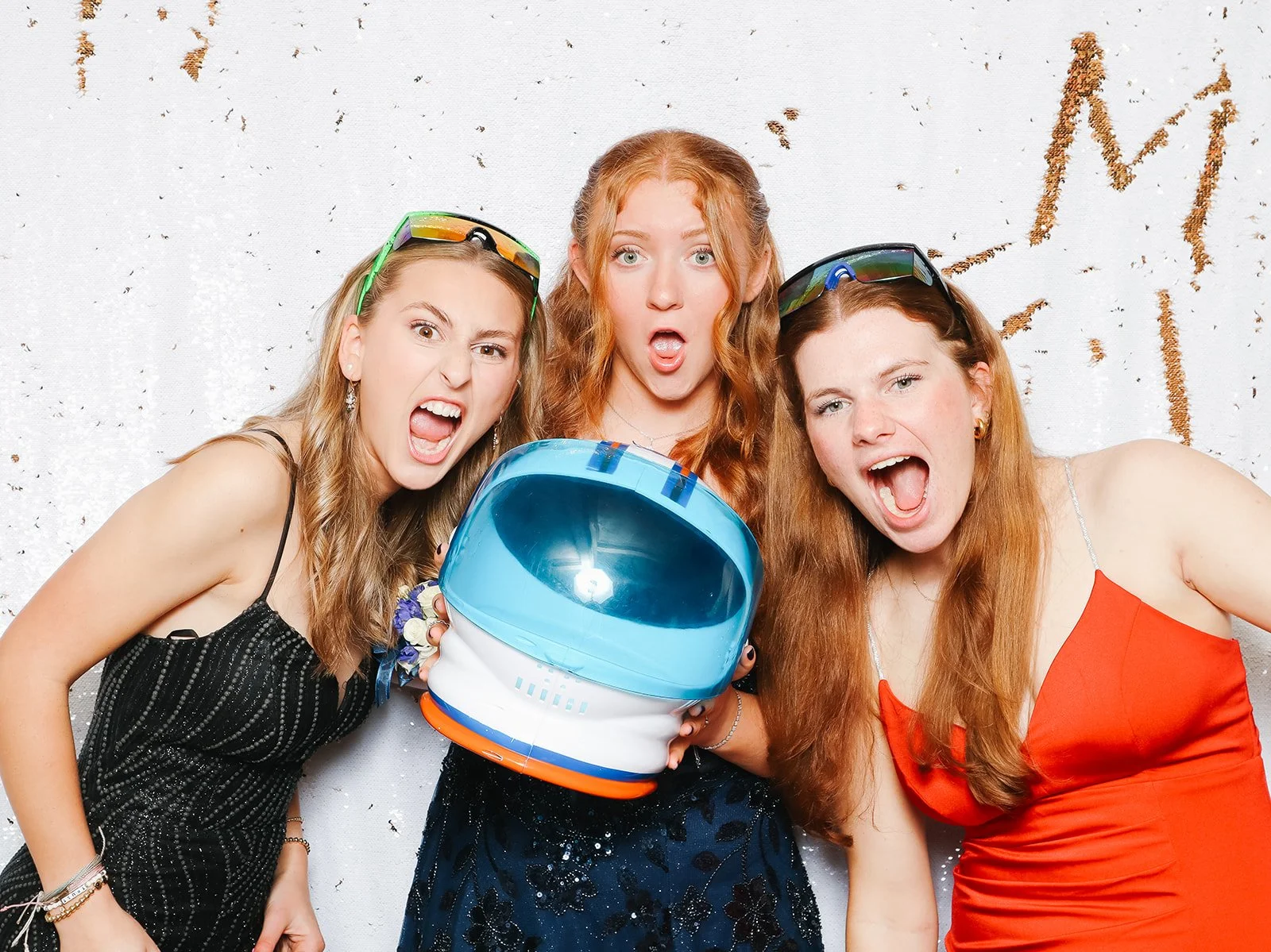Millis-Highschool-Prom-PhotoBooth-159.jpg