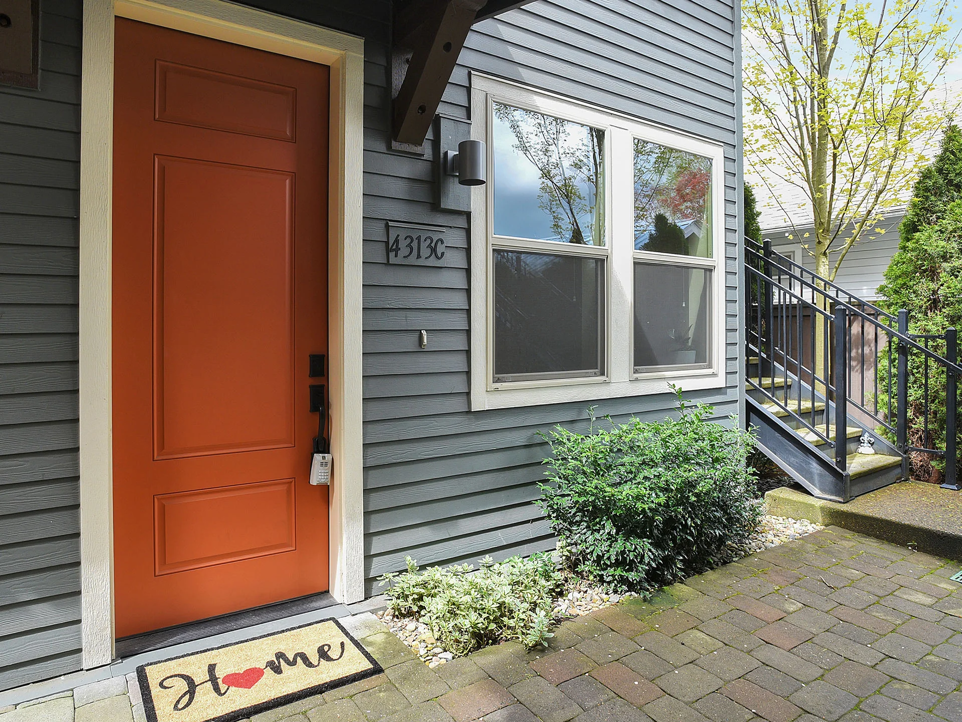 4313 SE Division St - Unit C - Portland- 09.jpg