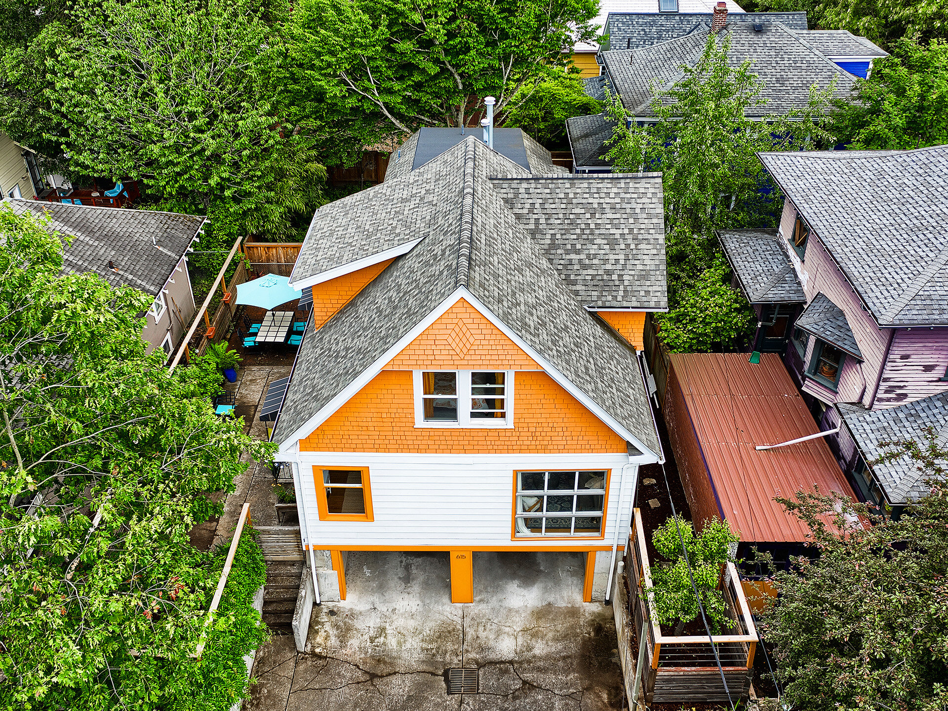 615 SE 37th Ave - Portland - Aerials - 01.jpg