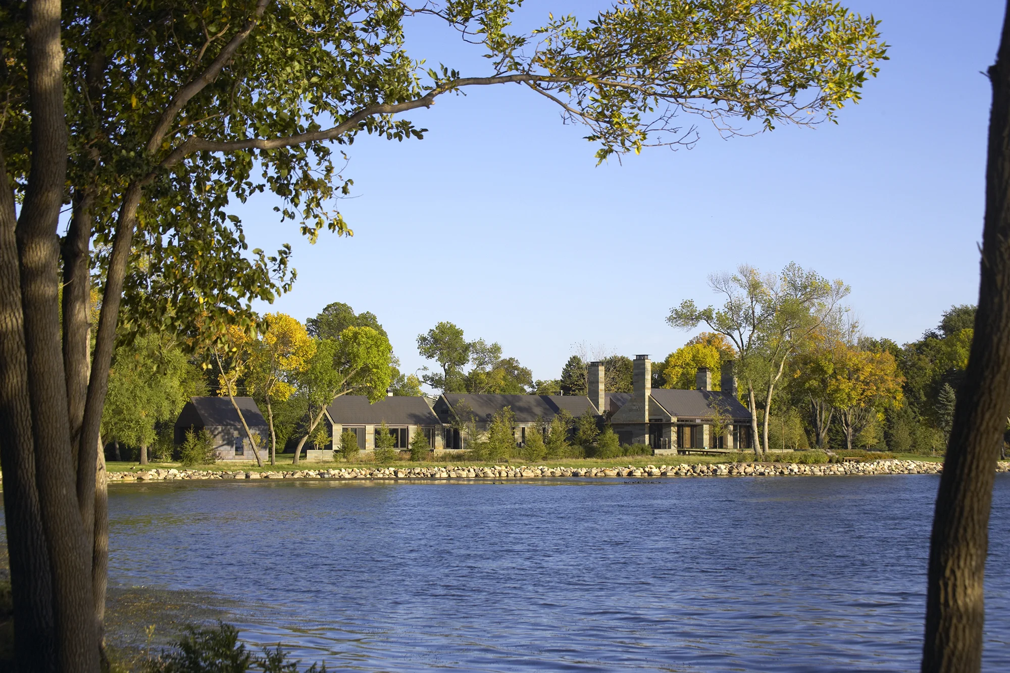 1_Lake House.jpg
