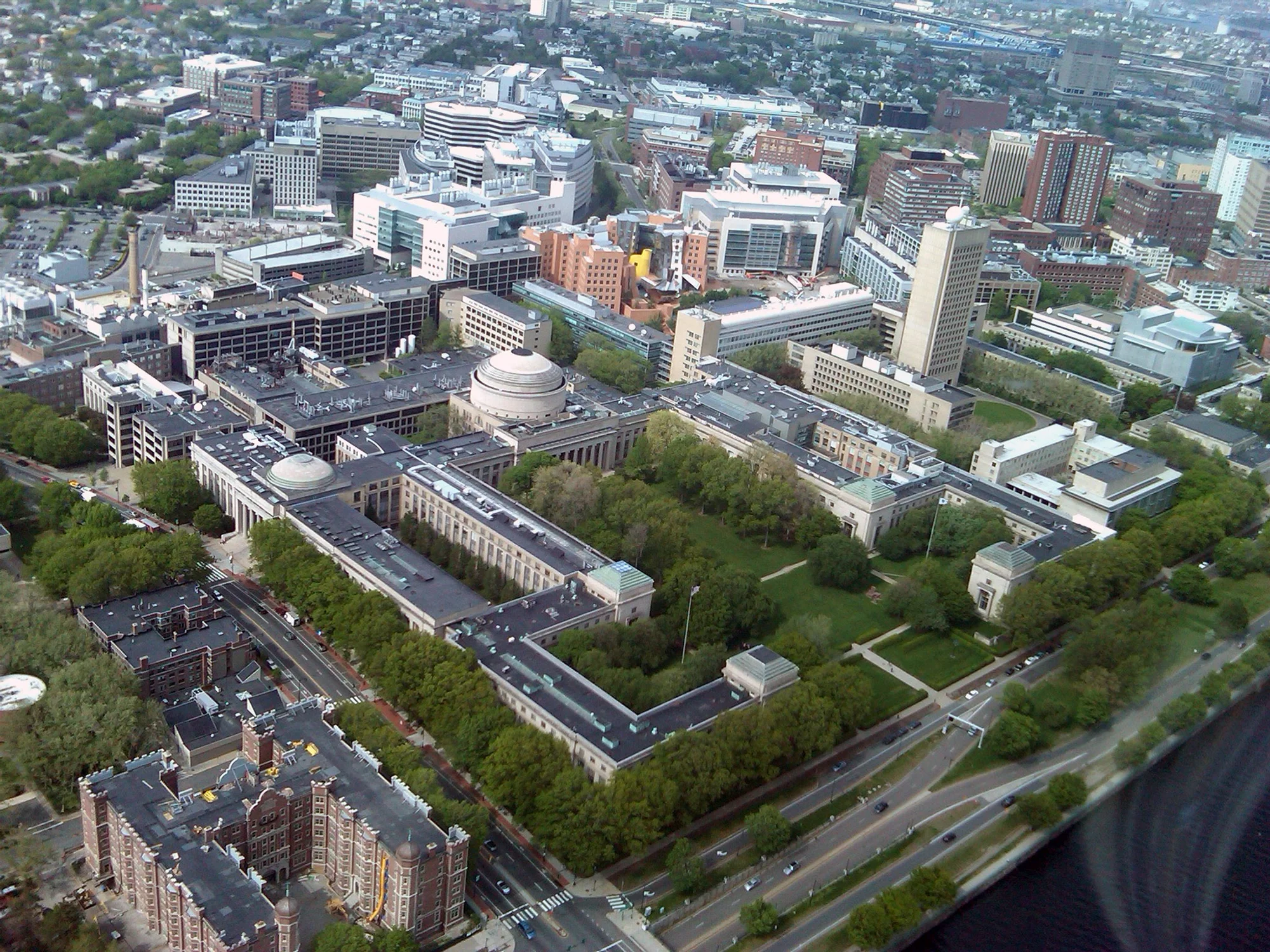 MIT Killian Court 18 Aerial.jpg