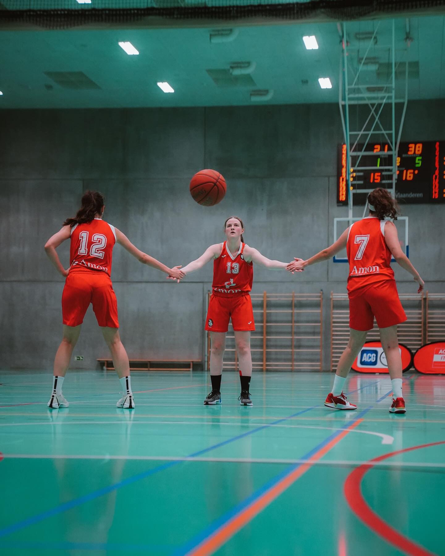 𝗥𝗲𝗰𝗮𝗽 𝗱𝗮𝗺𝗲𝘀 𝗔 𝘃𝘀 𝗣𝗵𝗮𝗻𝘁𝗼𝗺𝘀 𝗕𝗼𝗼𝗺 👊

📸 @framedbyfem