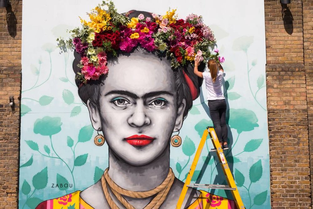  A mural of Frida Kahlo at Eccleston Yards for Belgravia in Bloom. 