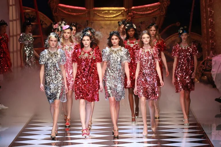 dolce-gabbana-show-1542795680.jpg