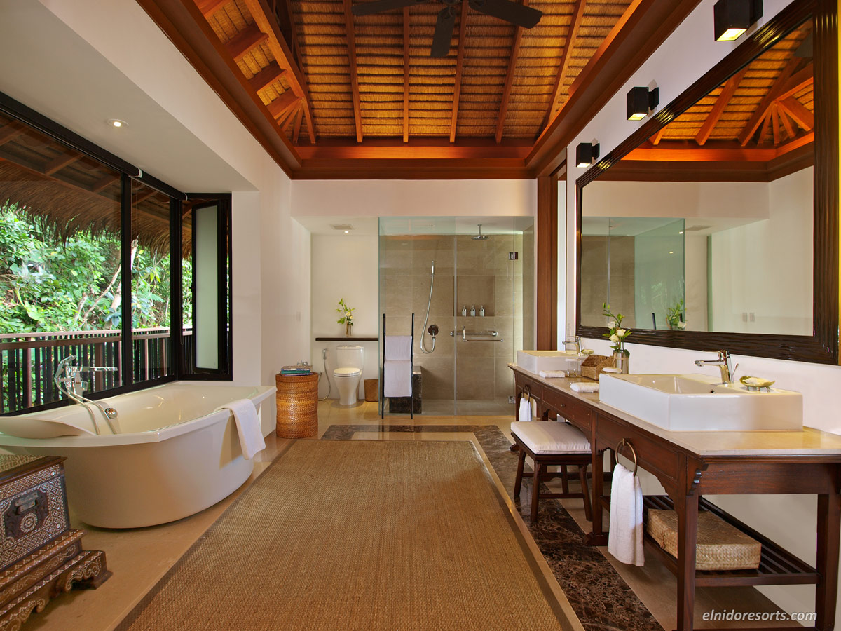 09.-Pangulasian-Island-Canopy-Villa-Bathroom.jpg