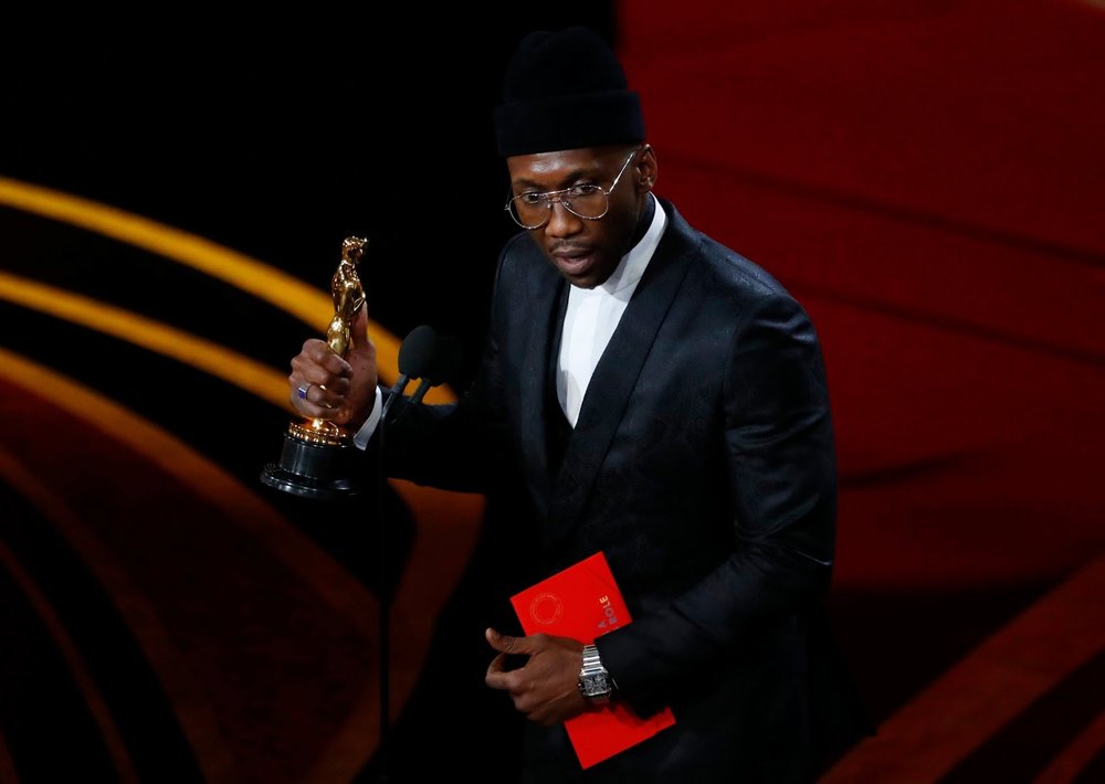 Mahershala Ali accepts the Best Supporting Actor award for his role in Green Book