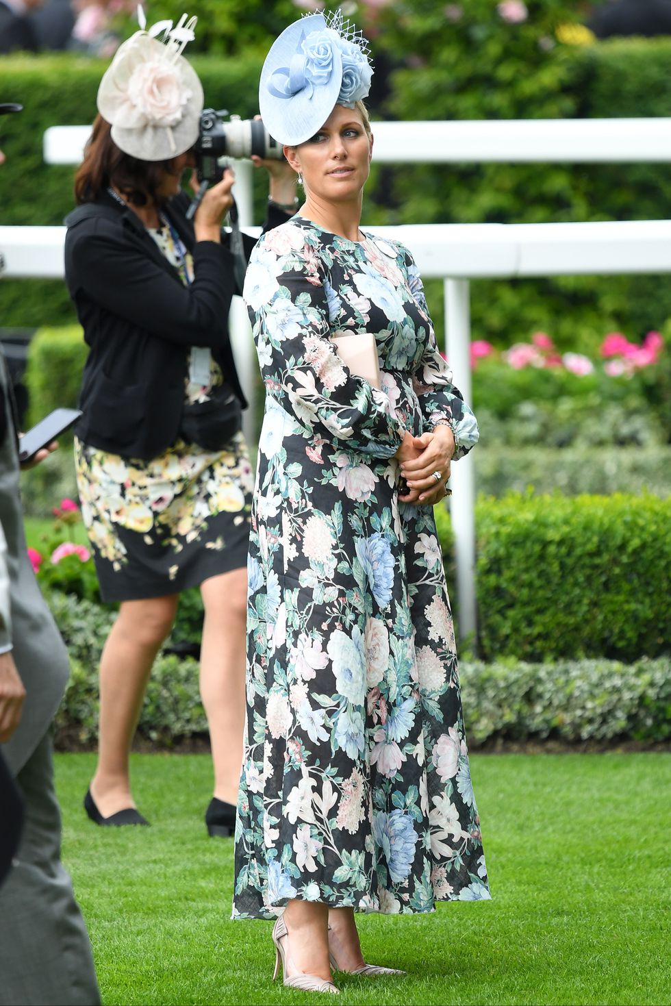zara-phillips-attends-day-one-of-royal-ascot-at-ascot-news-photo-1156722630-1560870472.jpg