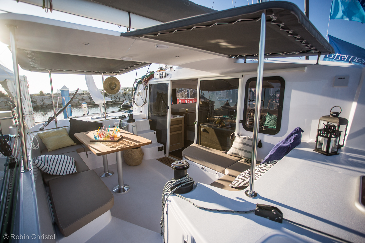 outremer_catamaran_45_cockpit photo.jpg