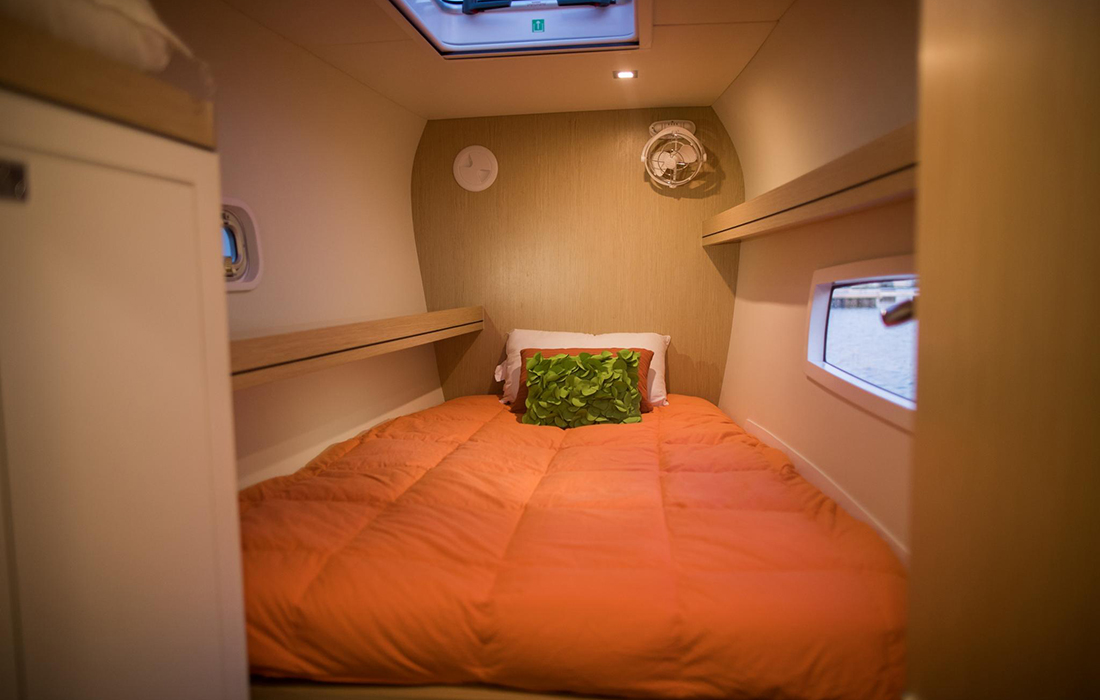 Outremer-51-cabin.jpg