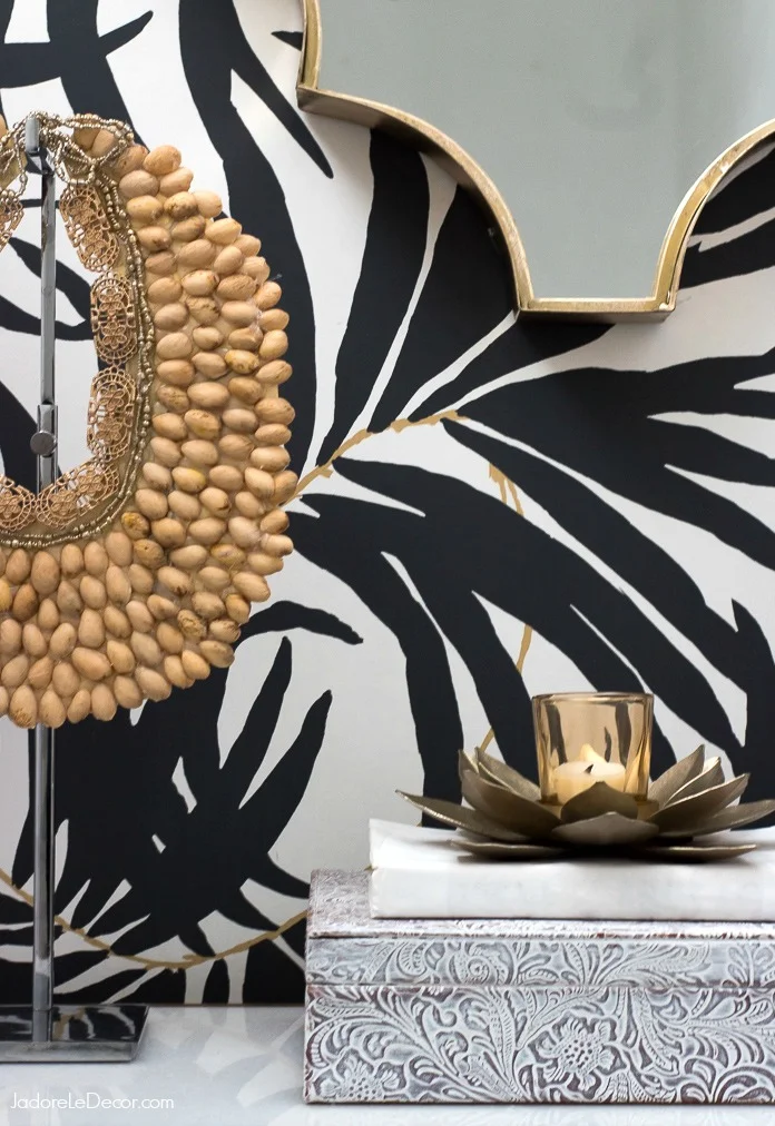 www.JadoreLeDecor.com | Follow along as I reveal this quick and easy hallway refresh. | #Oneroomchallenge project refresh.