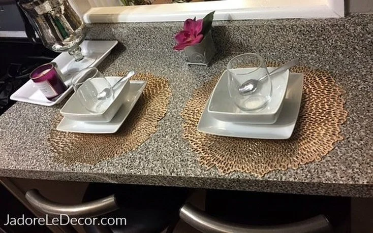 www.JadoreLeDecor.com | How you can get a handle on the the clutter traps hidden in many dining rooms. | Small Dining Room Organization