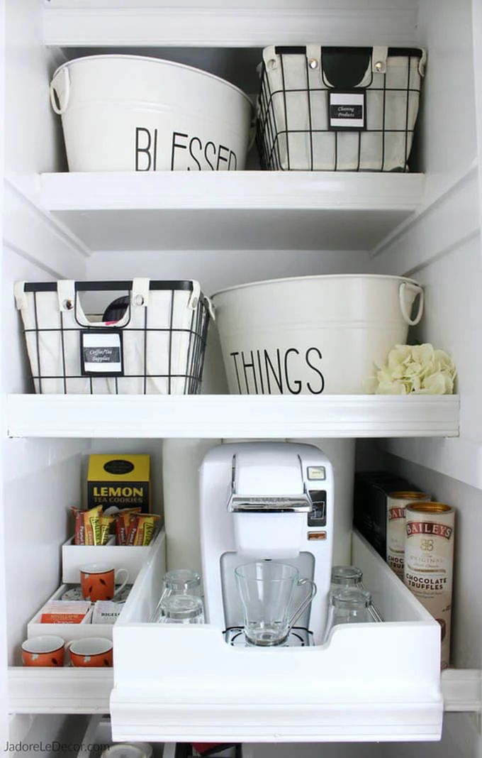 www.JadoreLeDecor.com | Creative use for a bit of extra space in your small kitchen. How does a tea & coffee bar sound? | Small space makeover | Coffee & Tea bar | Small closet | Small pantry | Closet coffe bar