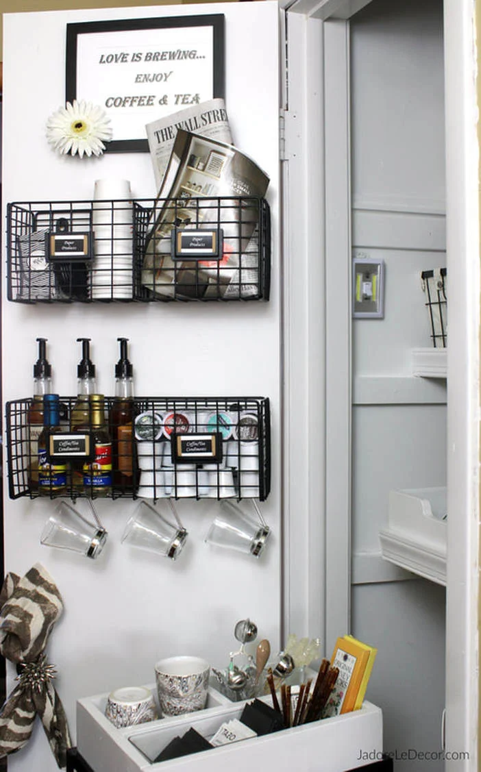 www.JadoreLeDecor.com | Creative use for a bit of extra space in your small kitchen. How does a tea & coffee bar sound? | Small space makeover | Coffee & Tea bar | Small closet | Small pantry | Closet coffe bar
