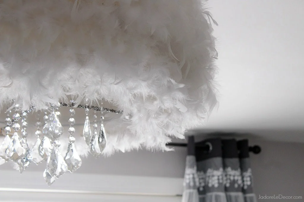 www.JadoreLeDecor.com | Let me introduce you to an amazing pillow by Nectar while I create the perfect "cloud" to sleep under in my bedroom. | DIY | Small Bedroom | Foam Pillow Review | Interior Styling