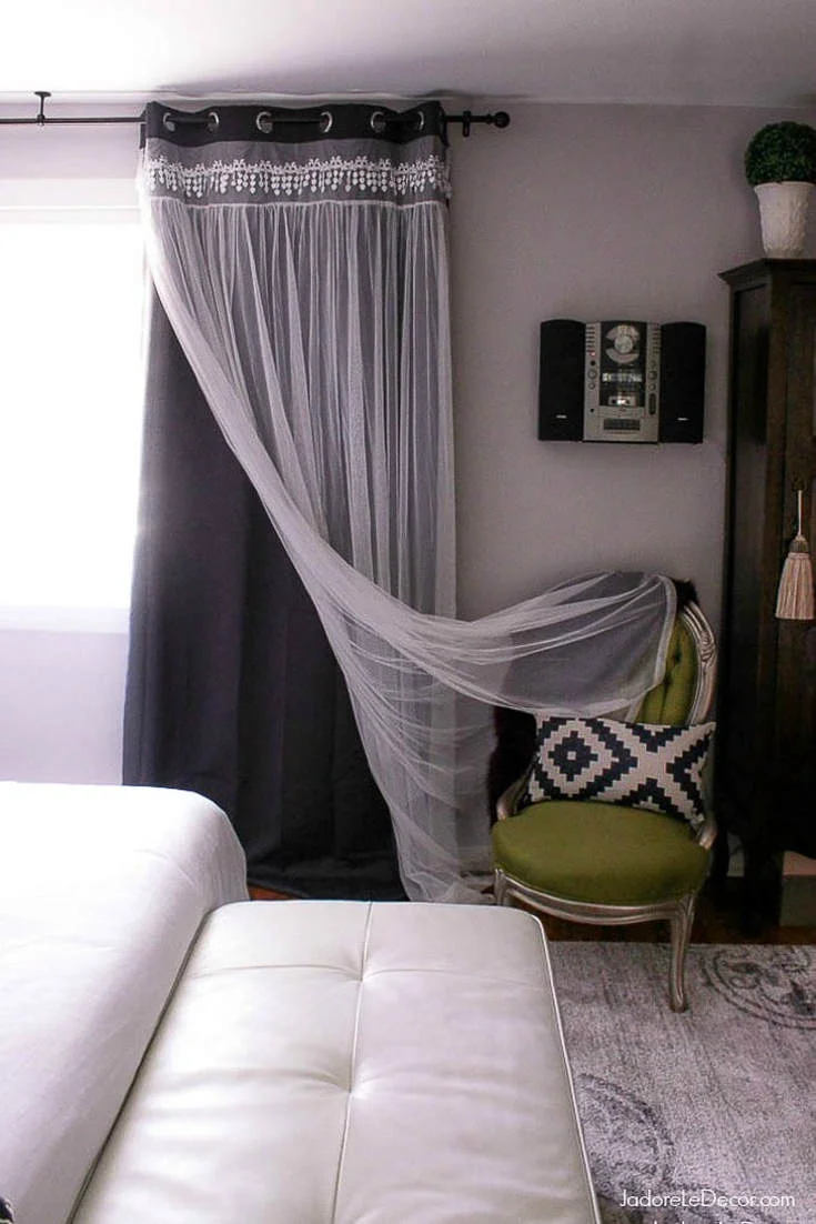 www.JadoreLeDecor.com | For all of the meaningful things that take place in it, the bedroom, seems to be the most forgotten part of the home. Here's some inspiration to get out of that rut. | Bedroom Makeover #springintoactionbloghop | Small space living | Small Bedroom Makeover | Bohemian Bedroom Makeover| Bohemian Glam |#stopandstaredecor