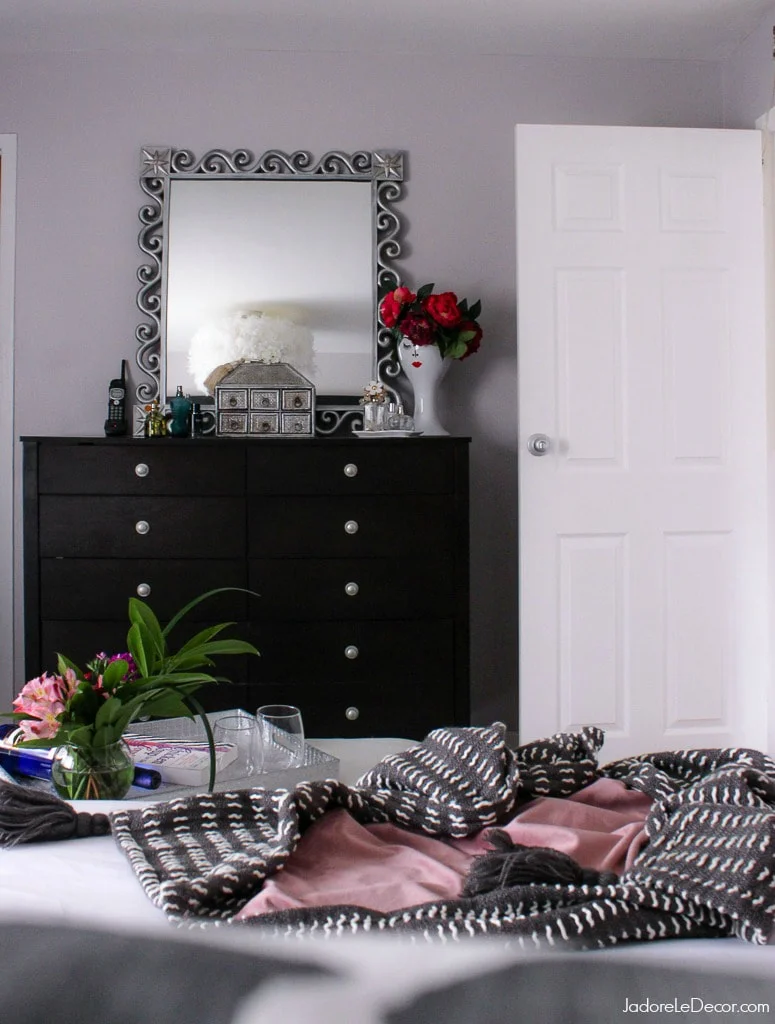 www.JadoreLeDecor.com | For all of the meaningful things that take place in it, the bedroom, seems to be the most forgotten part of the home. Here's some inspiration to get out of that rut. | Bedroom Makeover #springintoactionbloghop | Small space living | Small Bedroom Makeover | Bohemian Bedroom Makeover| Bohemian Glam |#stopandstaredecor