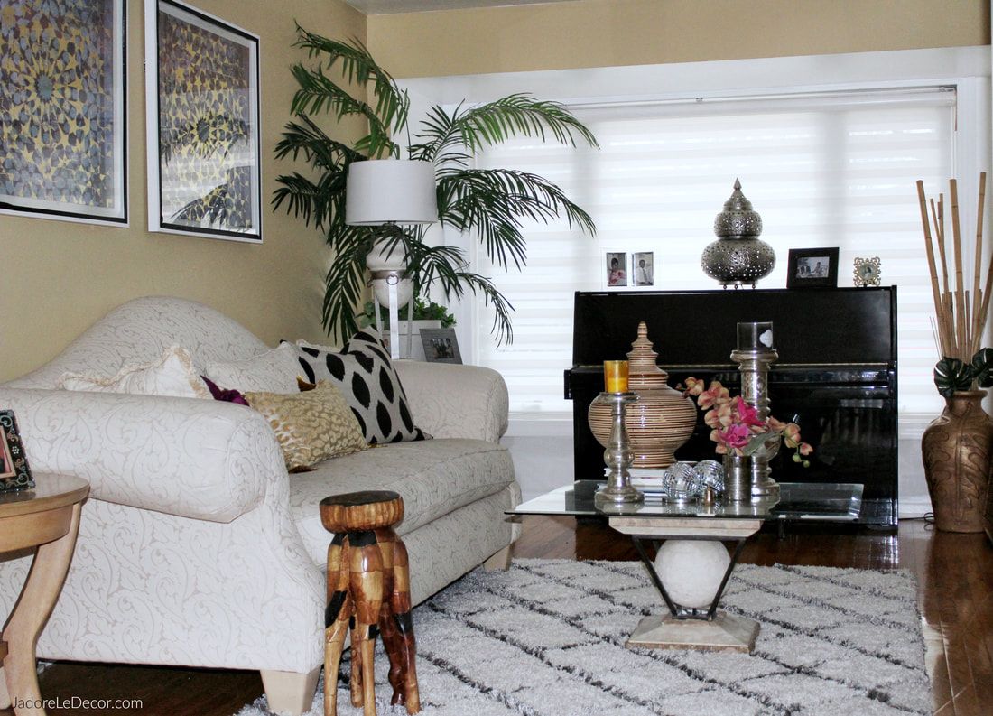 www.JadoreLeDecor.com | See how I used a simple roll of nail head trim to upgrade my traditional sofa. | Small space living | Furniture Upgrades 