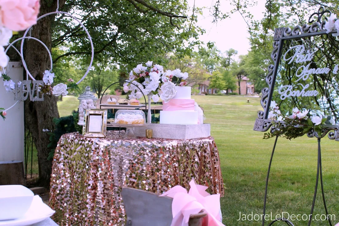 www.JadoreLeDecor.com | This inspiration reception is for all those brides who just can't get enough of the color pink. #thisthingwithpink #pinkbride | Wedding Color Schemes
