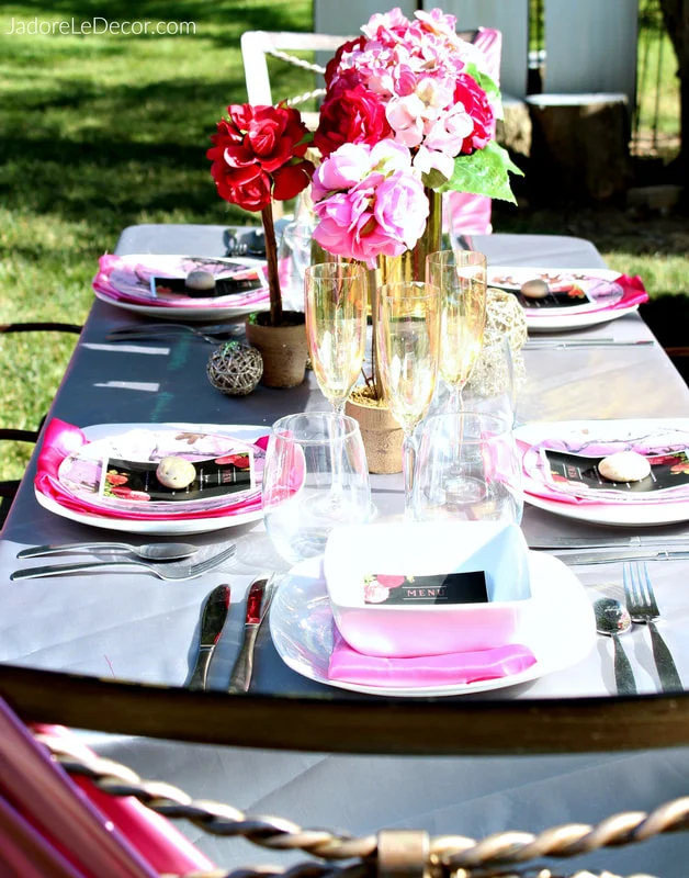 www.JadoreLeDecor.com | This color inspiration is with a confident bride was not afraid to look beyond traditional wedding colors. | Wedding Week | Outdoor Entertainment