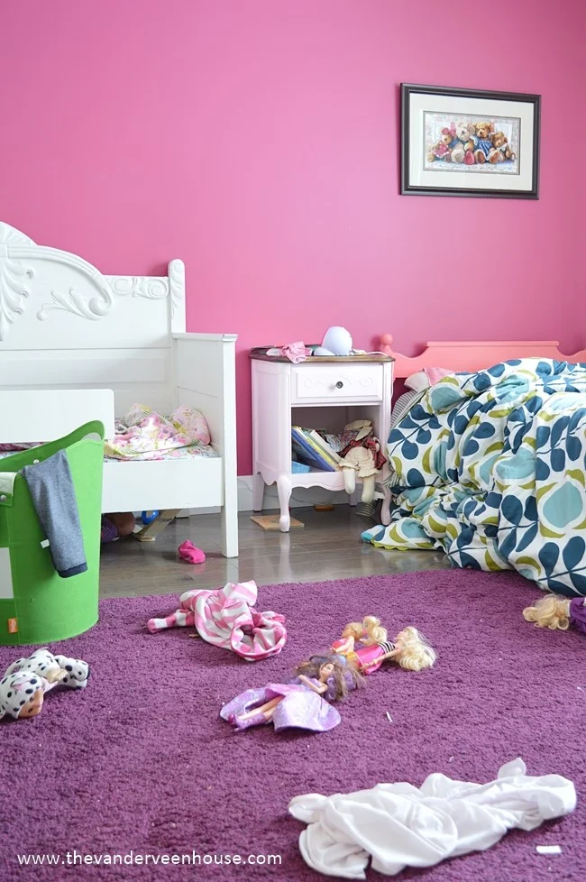 www.JadoreLeDecor.com | Fellow blogger, Jessica Vanderveen of The Vanderveen House , takes over my blog to share practical tips on organizing kids' bedrooms. 